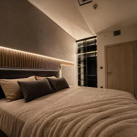 32nd Floor Sky View Pool Gym Free Parking Apartment Skopje